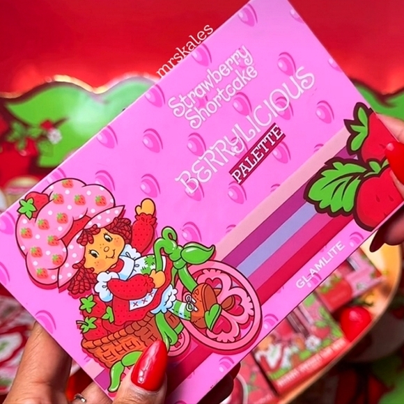 Strawberry Shortcake x Glamlite PR Box Full Collection - Picture 12 of 16